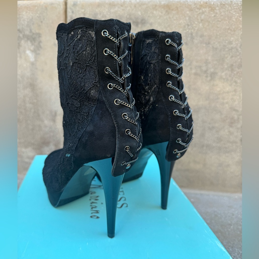Guess Marciano Black Lace Bootie in Sz 6